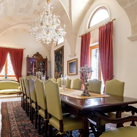 Palazzo P D'ajmo - Dimora Storica