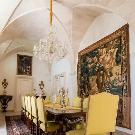 Palazzo P D'ajmo - Dimora Storica