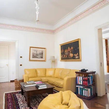 Palazzo P D'ajmo - Dimora Storica Villa *