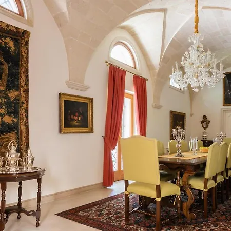 Palazzo P D'ajmo - Dimora Storica 레체