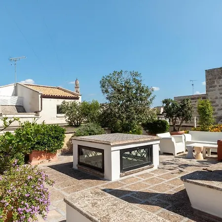 Palazzo P D'ajmo - Dimora Storica Lecce