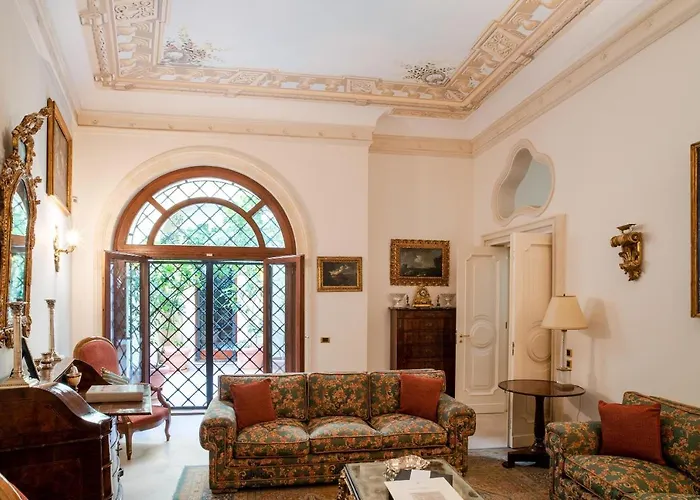 Palazzo P D'ajmo - Dimora Storica Villa *