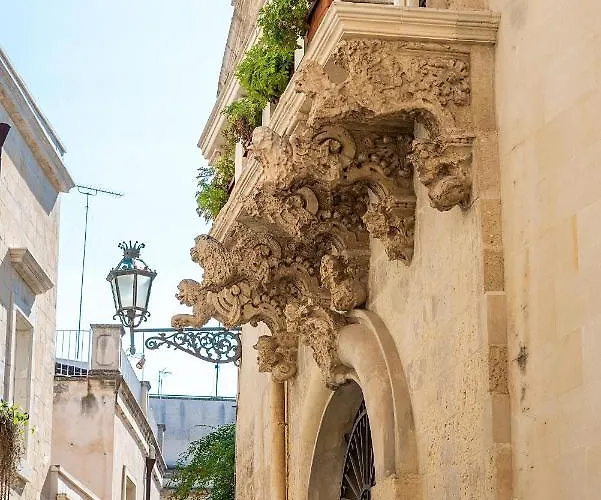 Palazzo P D'ajmo - Dimora Storica *