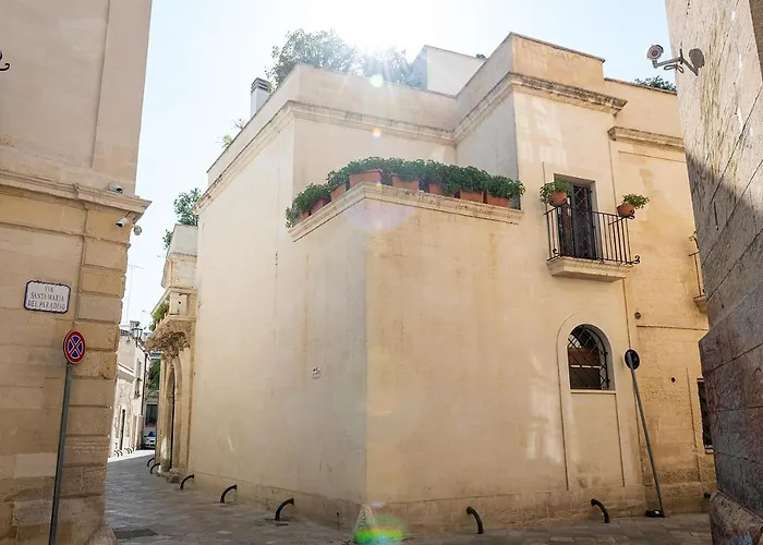 Palazzo P D'ajmo - Dimora Storica