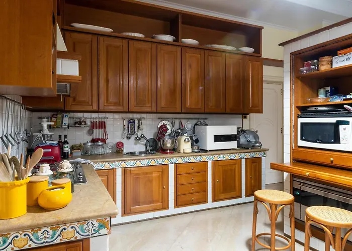 Palazzo P D'ajmo - Dimora Storica *