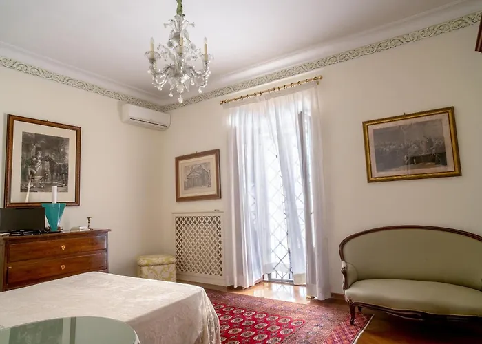 Palazzo P D'ajmo - Dimora Storica